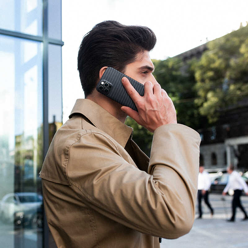 Bal-z Apple iPhone 12 Pro Max Kılıf Benks Aramid Kapak