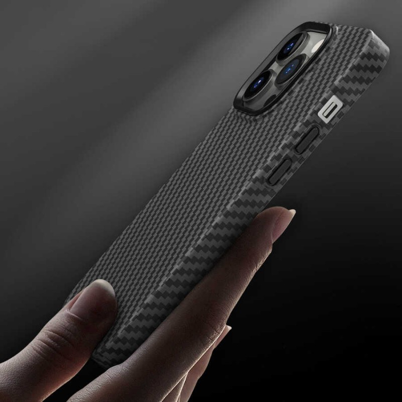 Bal-z Apple iPhone 14 Kılıf ​​​​​Wiwu Karbon Fiber Görünümlü M-safe Wireless Şarj Özellikli Kabon Kapak