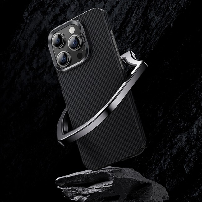 Apple iPhone 15 Pro Kılıf Magsafe Özellikli Karbon Fiber Benks Essential ArmorAir 600D Kevlar Kapak Apple iPhone 15 Pro Kılıf Magsafe Özellikli Karbon Fiber Benks Essential ArmorAir 600D Kevlar Kapak