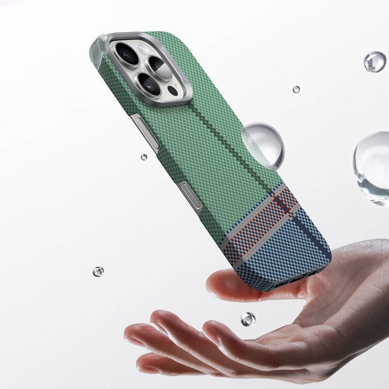 Bal-z Apple iPhone 15 Pro Kılıf M-safe Şarj Özellikli Karbon Fiber Tasarımlı Benks Passion Green ArmorAir Kevlar Kapak
