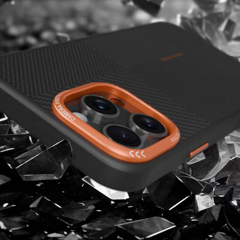 Bal-z Apple iPhone 15 Pro Max Kılıf M-safe Şarj Özellikli Karbon Fiber Görünümlü Zore Kamp Kapak