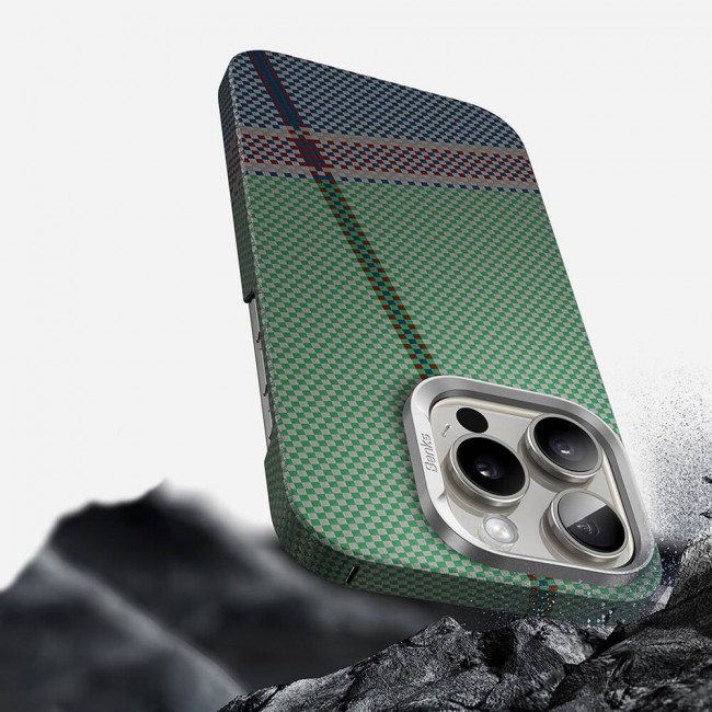 Apple iPhone 15 Pro Max Kılıf Magsafe Şarj Özellikli Karbon Fiber Tasarımlı Benks Passion Green ArmorAir Kevlar Kapak Apple iPhone 15 Pro Max Kılıf Magsafe Şarj Özellikli Karbon Fiber Tasarımlı Benks Passion Green ArmorAir Kevlar Kapak