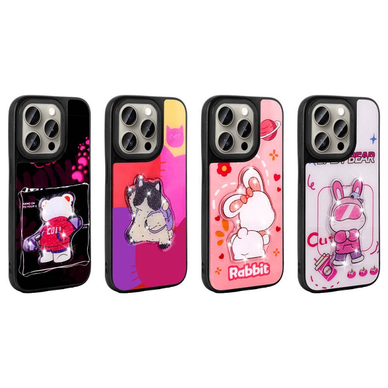 Bal-z Apple iPhone 15 Pro Max Kılıf Parlayan Kabartmalı İkonik Figürlü  Amas Silikon Kapak