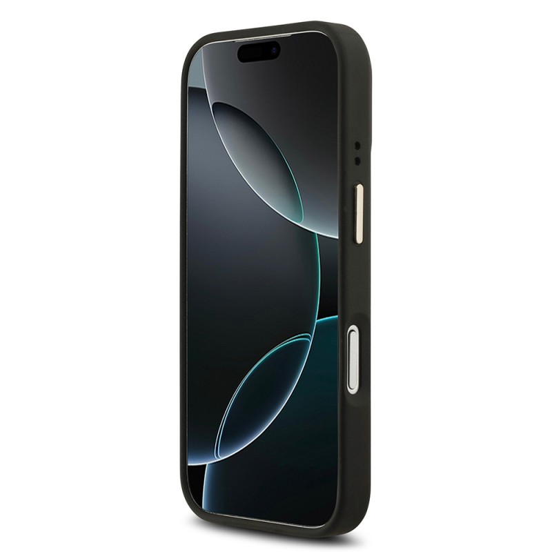 Bal-z Apple iPhone 17 Pro Kılıf Guess Orjinal Lisanslı M-safe Şarj Özellikli Gold Metal Kamera Çerçeveli PU Deri 4G Desenli Yazı Logolu Kapak