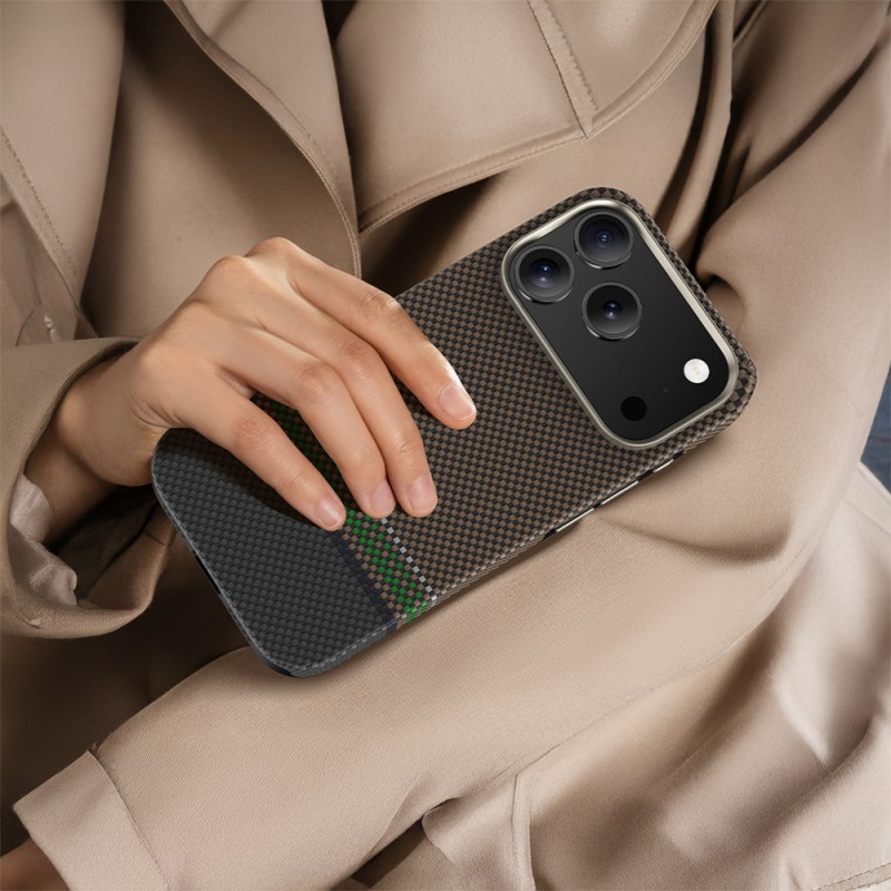 Bal-z Apple iPhone 17 Pro Max Kılıf M-safe Şarj Özellikli Karbon Fiber Tasarımlı Benks Prestige ArmorPro Kevlar Kapak