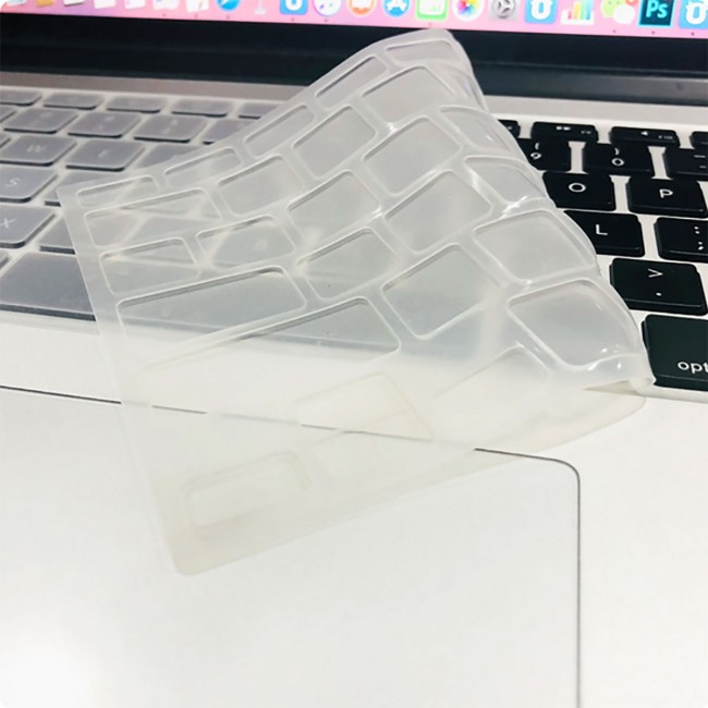Apple Macbook 13' 2017 A1466 Zore Klavye Koruyucu Transparan Buzlu Silikon Ped Apple Macbook 13' 2017 A1466 Zore Klavye Koruyucu Transparan Buzlu Silikon Ped