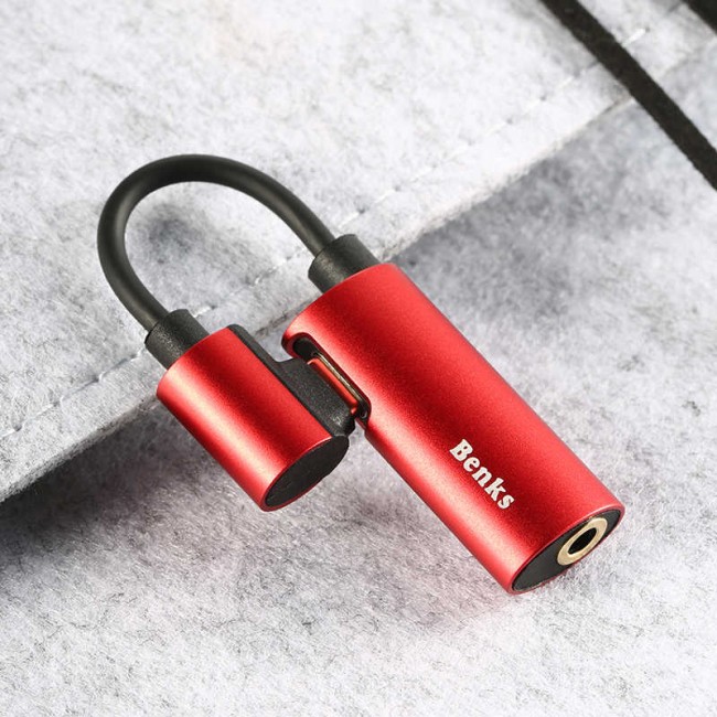 Benks U40 2 in 1 Lightning Audio Adaptör Benks U40 2 in 1 Lightning Audio Adaptör