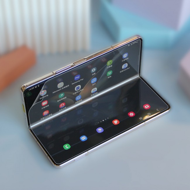 Galaxy Z Fold 2 Zore Hizalama Aparatlı S-Fit Body Ekran Koruyucu Galaxy Z Fold 2 Zore Hizalama Aparatlı S-Fit Body Ekran Koruyucu