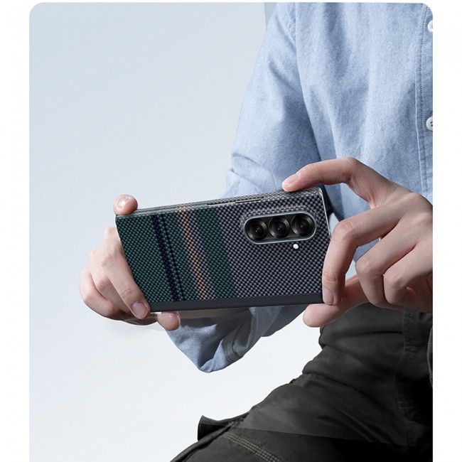 Galaxy Z Fold 7 Kılıf M-safe Şarj Özellikli Karbon Fiber Tasarımlı Benks Aurora ArmorAir Kevlar Kapak Galaxy Z Fold 7 Kılıf M-safe Şarj Özellikli Karbon Fiber Tasarımlı Benks Aurora ArmorAir Kevlar Kapak