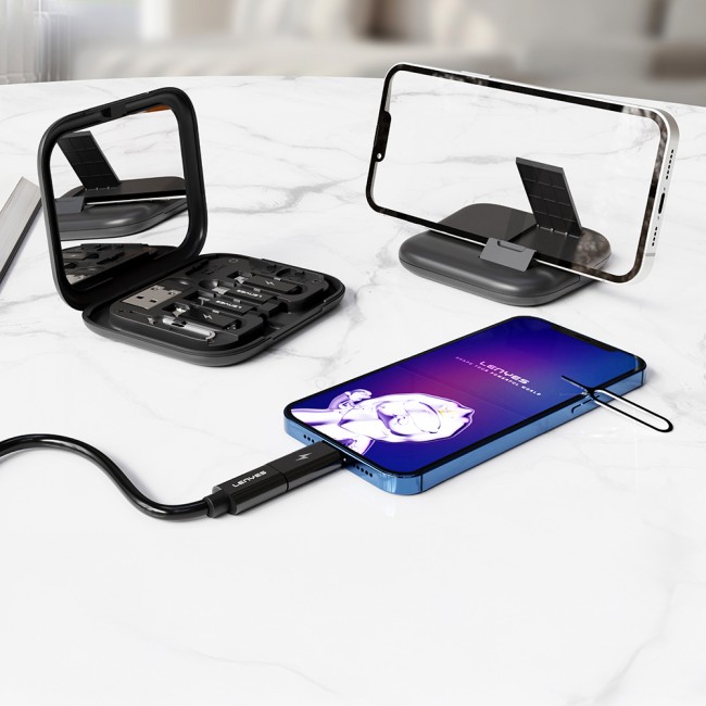 Lenyes LB602 6in1 Type-C to Type-C Kablolu 60W Çevirici Adaptör Seti Standlı Saklama Kutusu Lenyes LB602 6in1 Type-C to Type-C Kablolu 60W Çevirici Adaptör Seti Standlı Saklama Kutusu