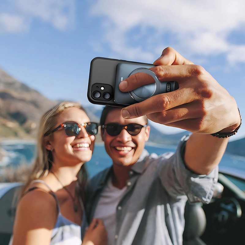 Bal-z Lenyes PW1007D 20W Dijital LED Ekranlı Yüzük Standlı Wireless Powerbank 15W 10000mAh