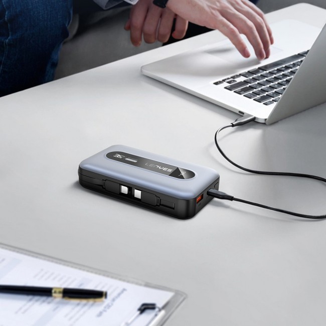 Lenyes PX1002D Dijital LED Göstergeli Teleskopik Type-C ve Lightning Kablolu Powerbank 35W 10.000mAh Lenyes PX1002D Dijital LED Göstergeli Teleskopik Type-C ve Lightning Kablolu Powerbank 35W 10.000mAh
