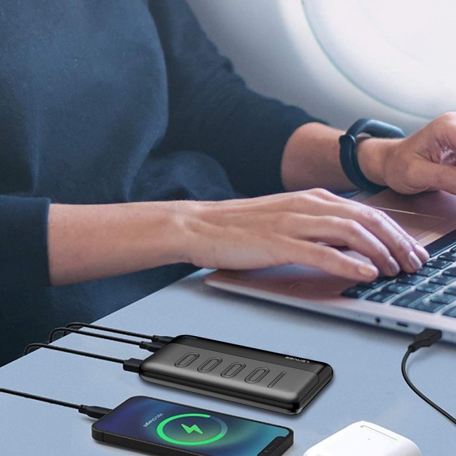 Lenyes PX135P Led Işık Göstergeli Taşınabilir Powerbank 10W 10000mAh Lenyes PX135P Led Işık Göstergeli Taşınabilir Powerbank 10W 10000mAh