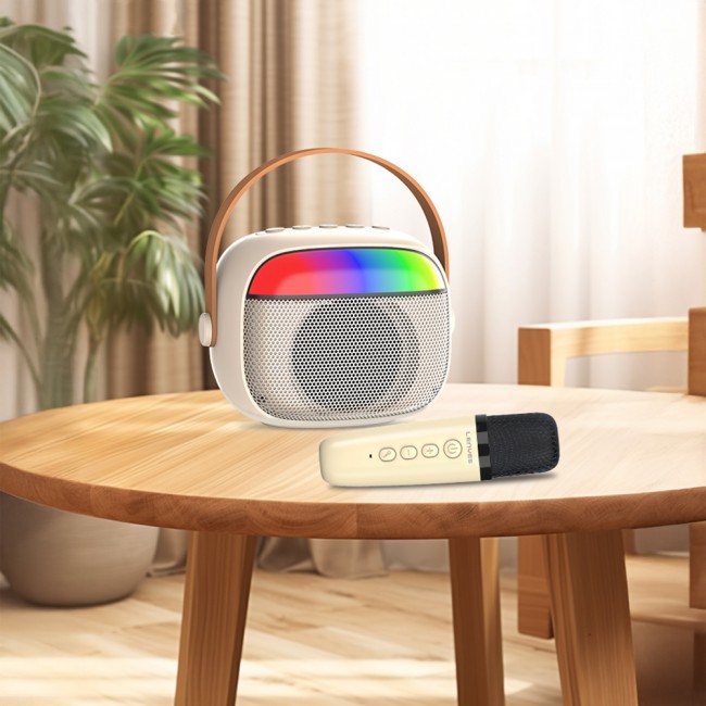 Lenyes S227 RGB Işıklı Askılı Mikrofonlu Bluetooth Speaker Hoparlör v5.3 Lenyes S227 RGB Işıklı Askılı Mikrofonlu Bluetooth Speaker Hoparlör v5.3