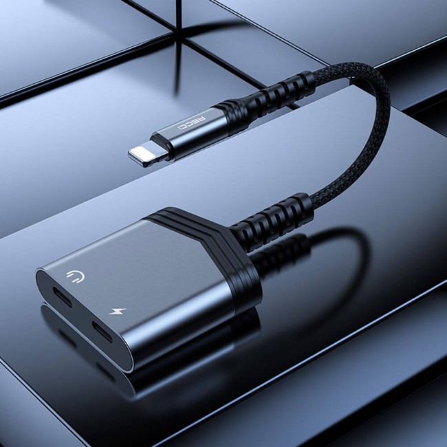 Recci RDS-A18 Lightning 2in1 Şarj ve Ses Adaptörü Recci RDS-A18 Lightning 2in1 Şarj ve Ses Adaptörü