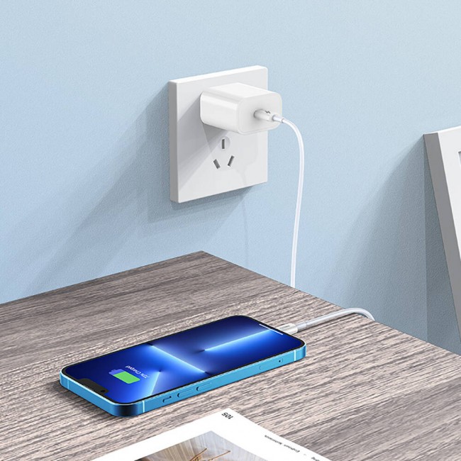 Recci RS06L USB-A to Lightning 2.4A Hızlı Şarj Özellikli Data ve Şarj Kablosu 1M Recci RS06L USB-A to Lightning 2.4A Hızlı Şarj Özellikli Data ve Şarj Kablosu 1M