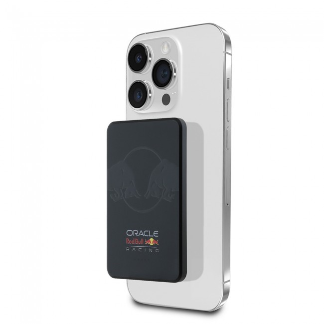 Redbull Orjinal Lisanslı M-safe Şarj Özellikli Dijital LED Göstergeli Çift Boğa Baskılı Powerbank 5000mAh 15W Redbull Orjinal Lisanslı M-safe Şarj Özellikli Dijital LED Göstergeli Çift Boğa Baskılı Powerbank 5000mAh 15W