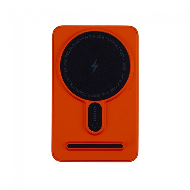 SkinArma Spunk Taşınabilir Wireless Şarj ve PD Hızlı Şarj Özellikli Powerbank 15W 5000mAh SkinArma Spunk Taşınabilir Wireless Şarj ve PD Hızlı Şarj Özellikli Powerbank 15W 5000mAh