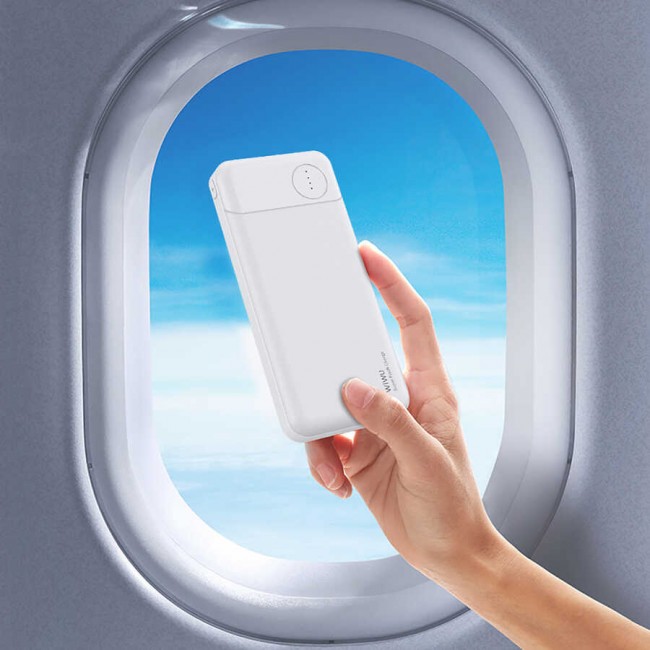 Wiwu JC-14 Super Flash Charge 10000 Mah Power Bank Wiwu JC-14 Super Flash Charge 10000 Mah Power Bank
