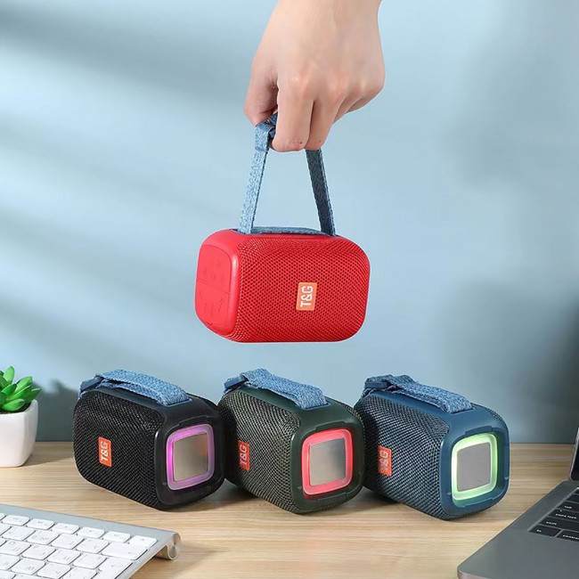 Zore TG339 Ayarlanabilir Renkli Işıklı El Askılı Bluetooth Hoparlör Speaker Zore TG339 Ayarlanabilir Renkli Işıklı El Askılı Bluetooth Hoparlör Speaker